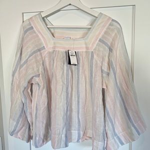 Gap flowy linen top